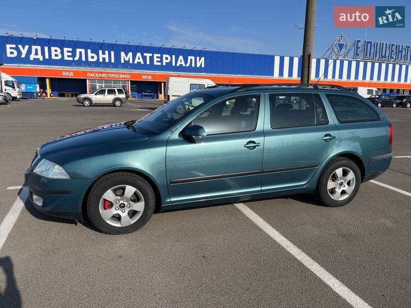 Універсал Skoda Octavia 2005 в Луцьку