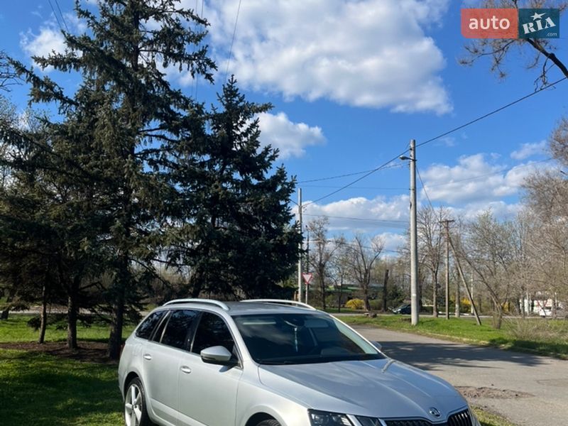 Универсал Skoda Octavia 2018 в Кривом Роге фото Универсал Skoda Octavia 2018 в Кривом Роге