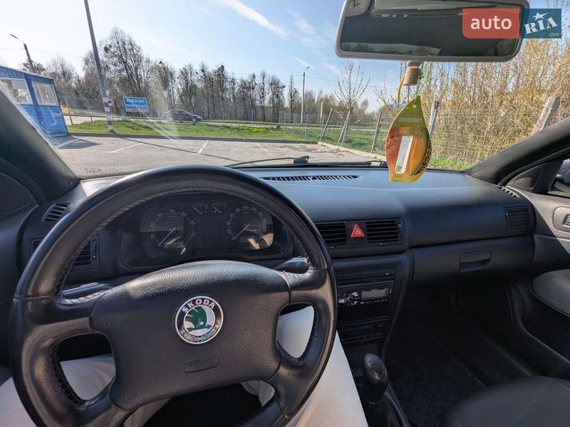 Ліфтбек Skoda Octavia 2001 в Дубні