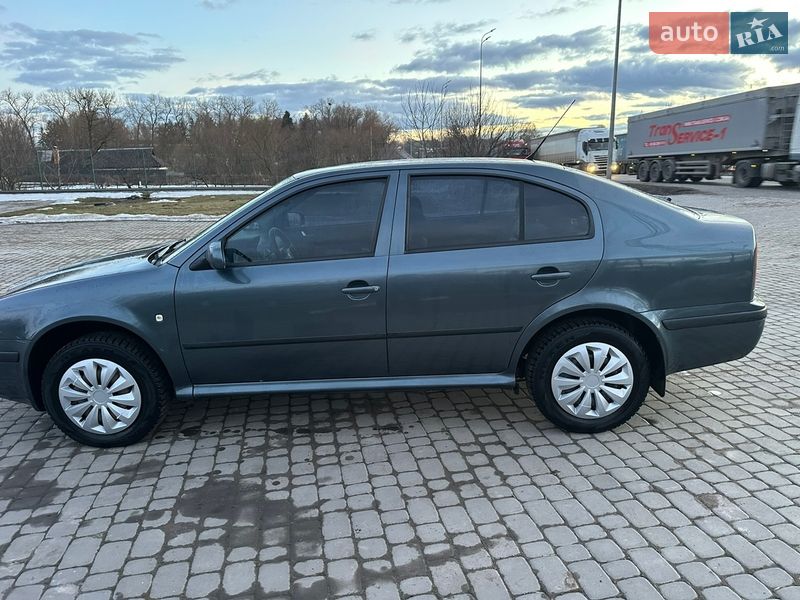 Лифтбек Skoda Octavia 2005 в Казатине