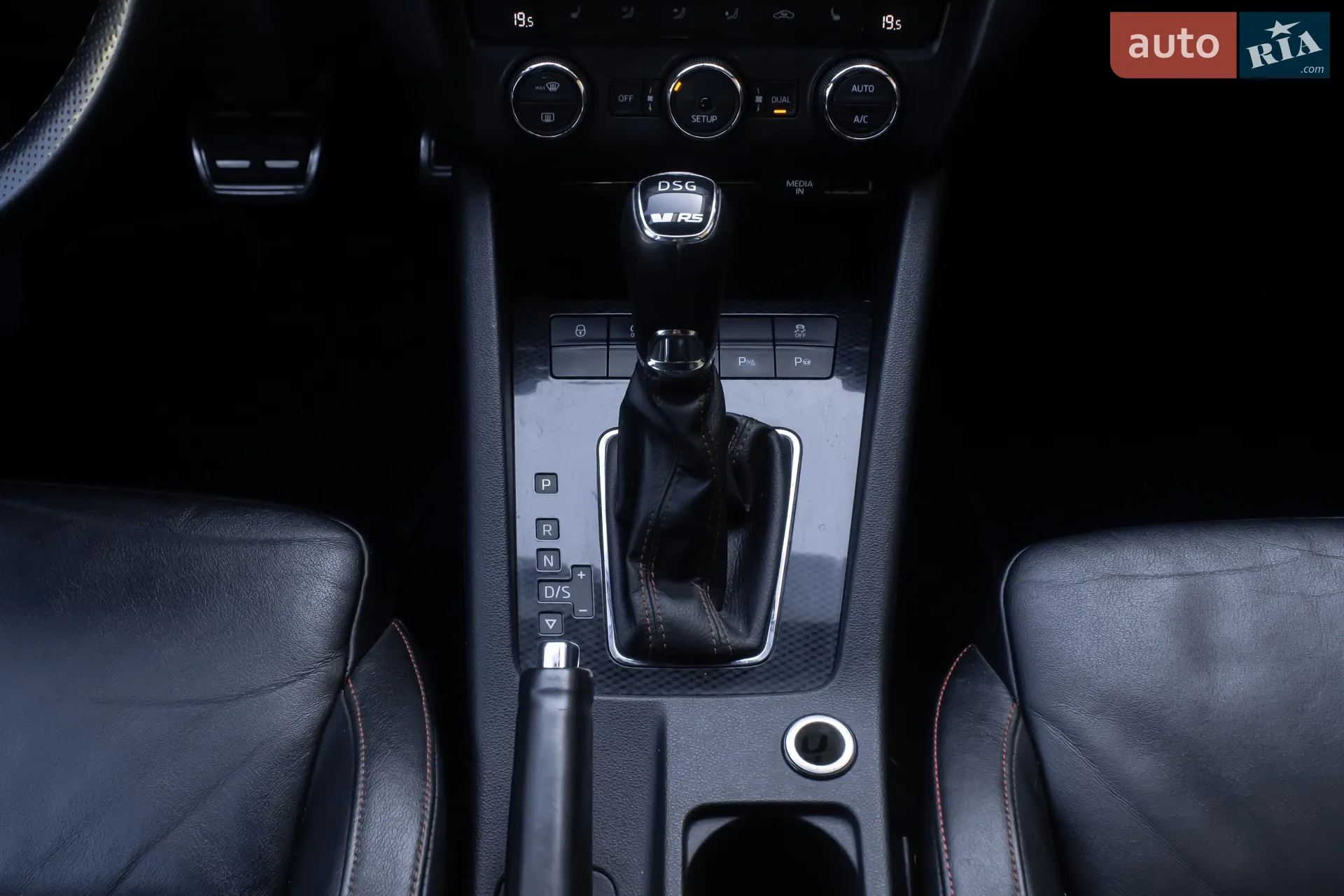2013 Skoda Octavia - мініатюра 18