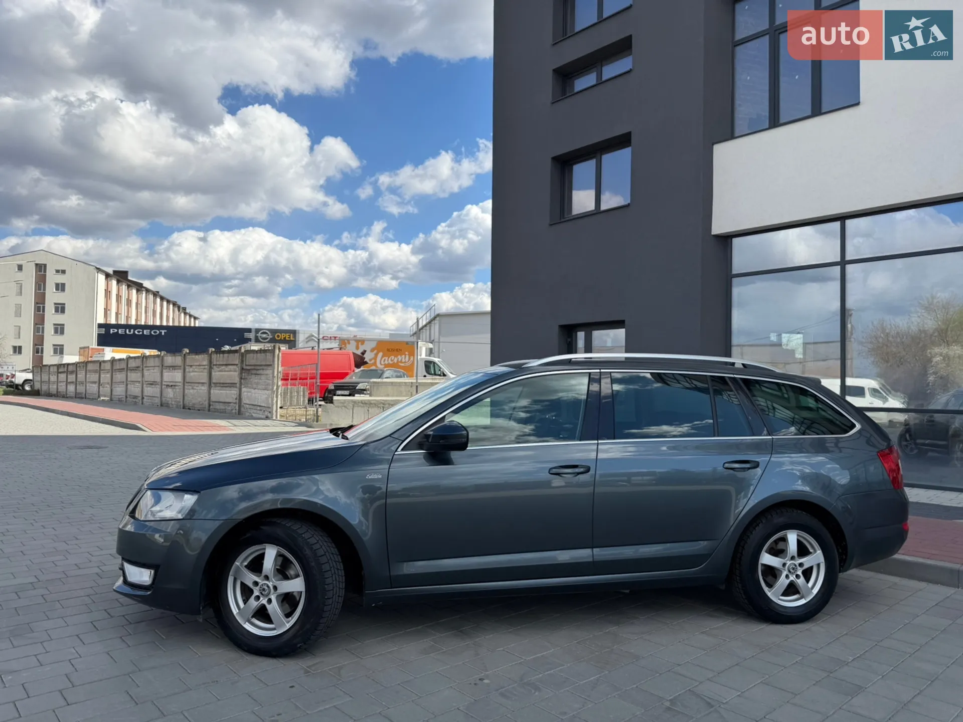 2015 Skoda Octavia - мініатюра 10