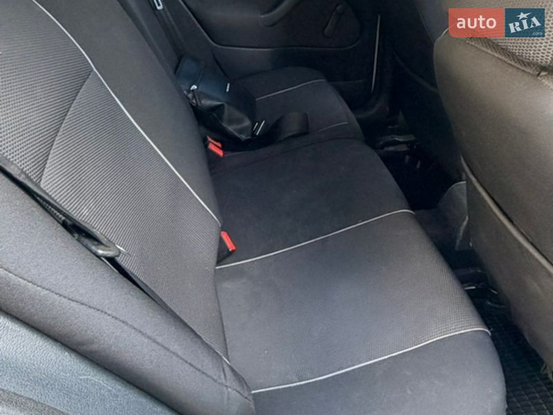 Лифтбек Skoda Octavia 2010 в Днепре