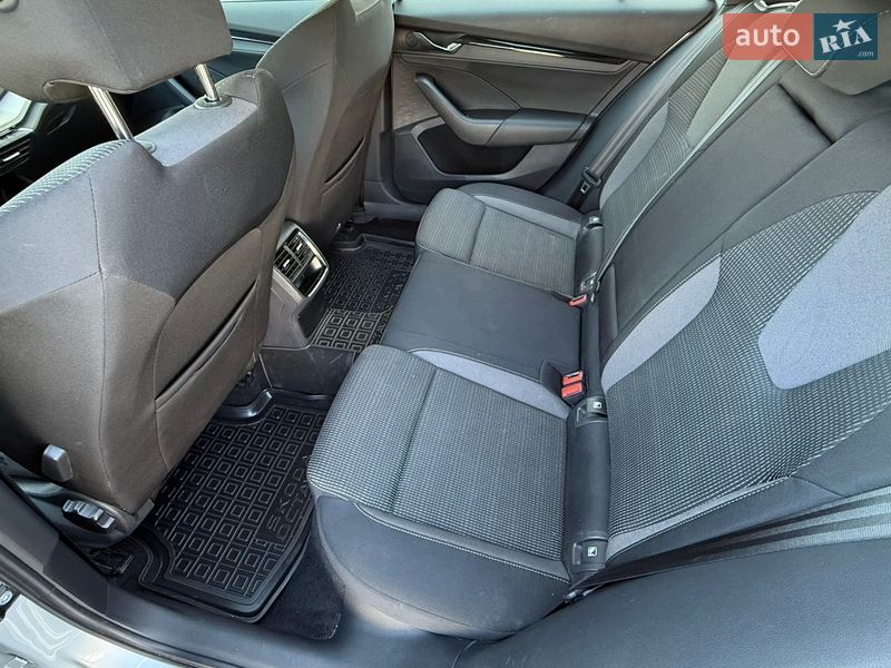 Универсал Skoda Octavia 2022 в Киеве фото 58 Универсал Skoda Octavia 2022 в Киеве