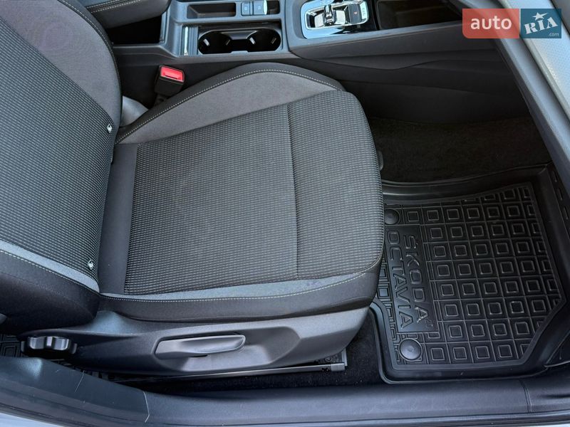 Универсал Skoda Octavia 2022 в Киеве фото 70 Универсал Skoda Octavia 2022 в Киеве