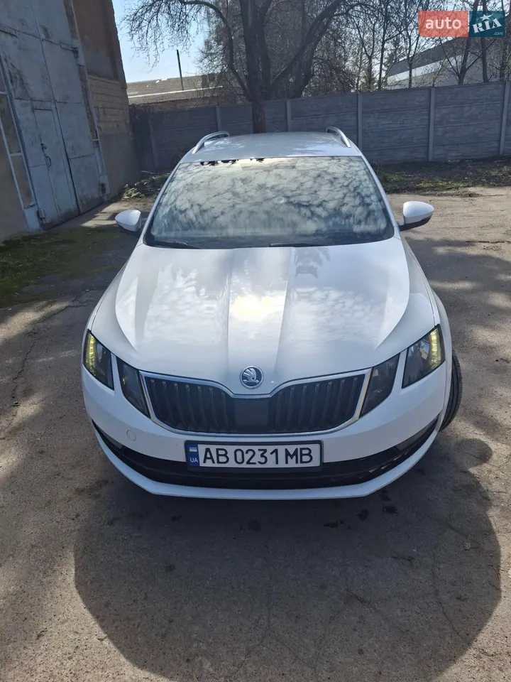 2019 Skoda Octavia - мініатюра 72