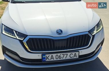 Лифтбек Skoda Octavia 2021 в Киеве
