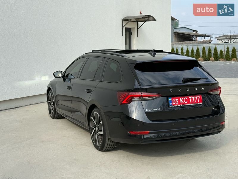 Универсал Skoda Octavia 2021 в Луцке