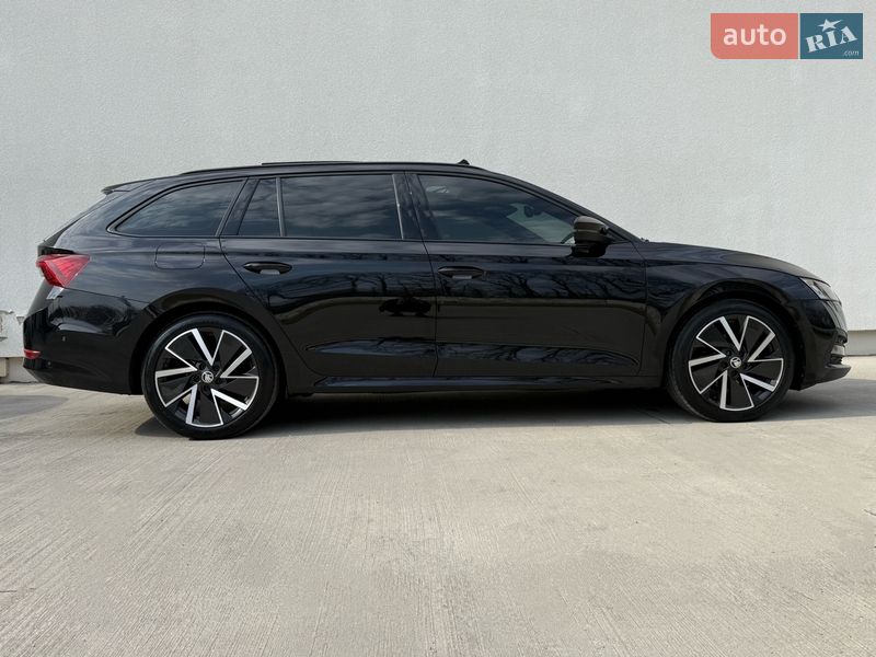 Универсал Skoda Octavia 2021 в Луцке