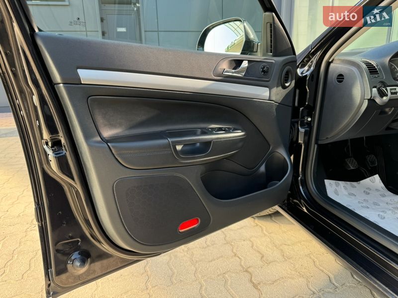 Универсал Skoda Octavia 2011 в Дрогобыче