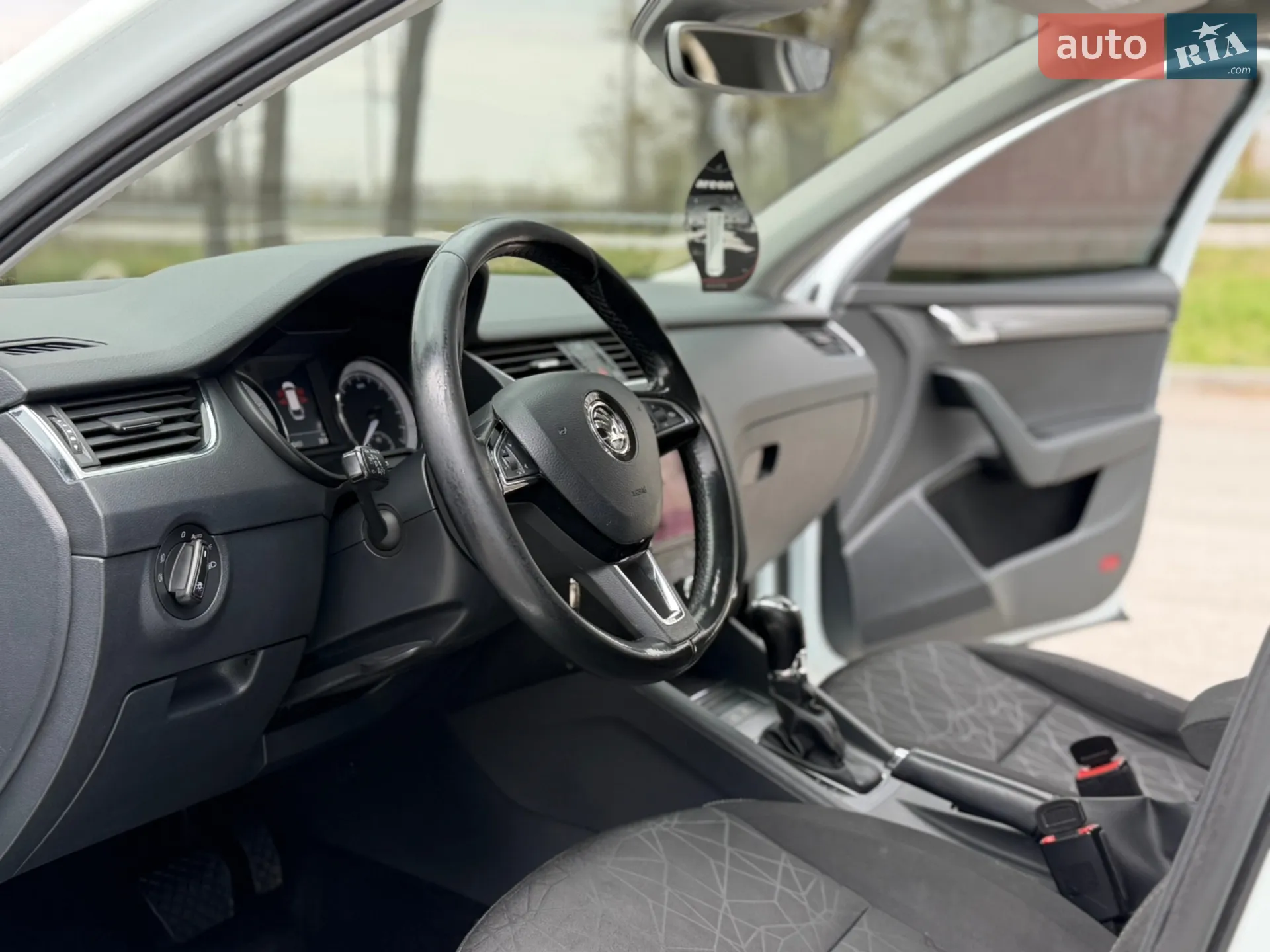 2017 Skoda Octavia - мініатюра 20