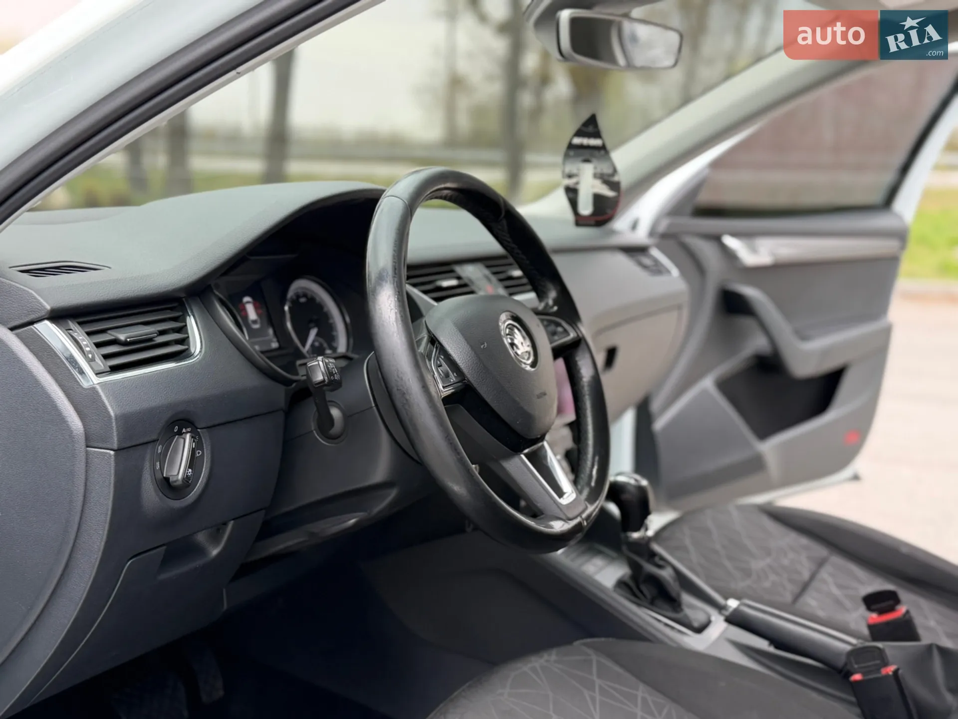 2017 Skoda Octavia - мініатюра 21