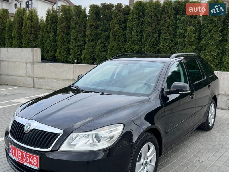 Универсал Skoda Octavia 2012 в Ровно