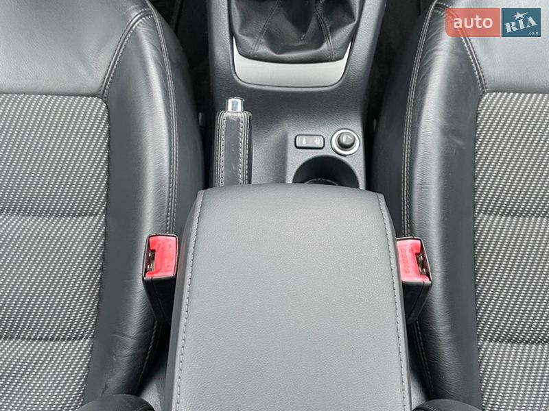 Универсал Skoda Octavia 2012 в Ровно