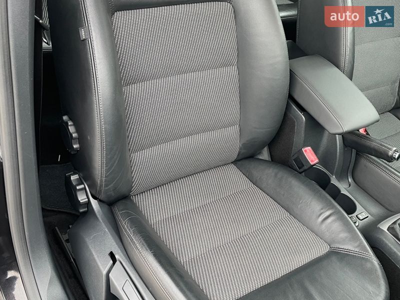 Универсал Skoda Octavia 2012 в Ровно