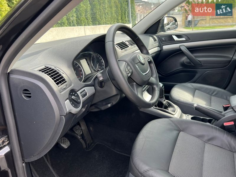 Универсал Skoda Octavia 2012 в Ровно