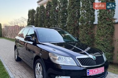Универсал Skoda Octavia 2012 в Виноградове