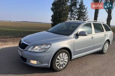 Универсал Skoda Octavia 2010 в Луцке