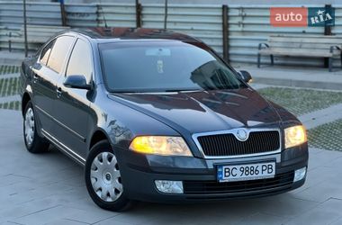 Лифтбек Skoda Octavia 2004 в Самборе