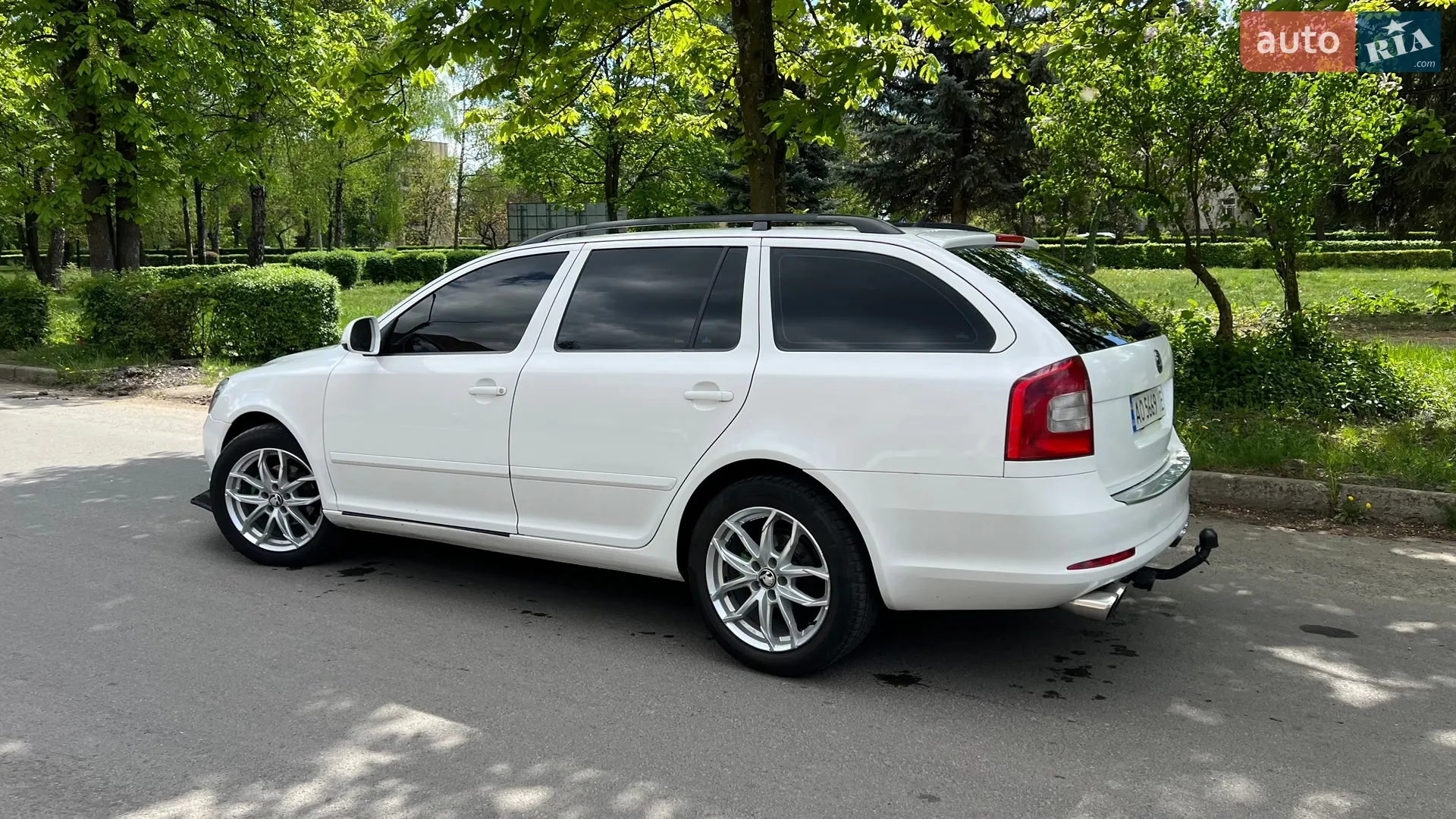 2010 Skoda Octavia - мініатюра 8