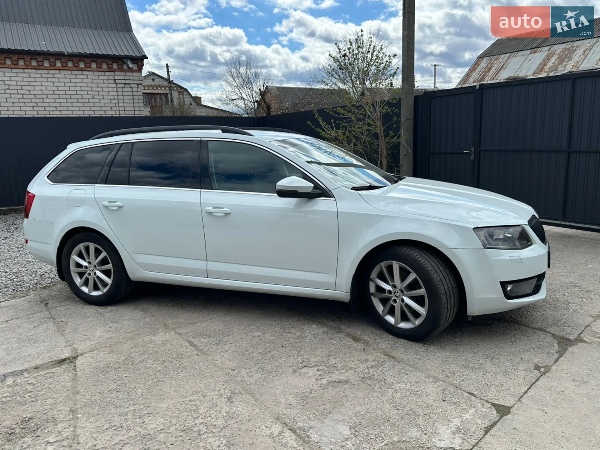 2015 Skoda Octavia - мініатюра 2