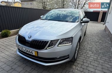 Универсал Skoda Octavia 2017 в Черновцах