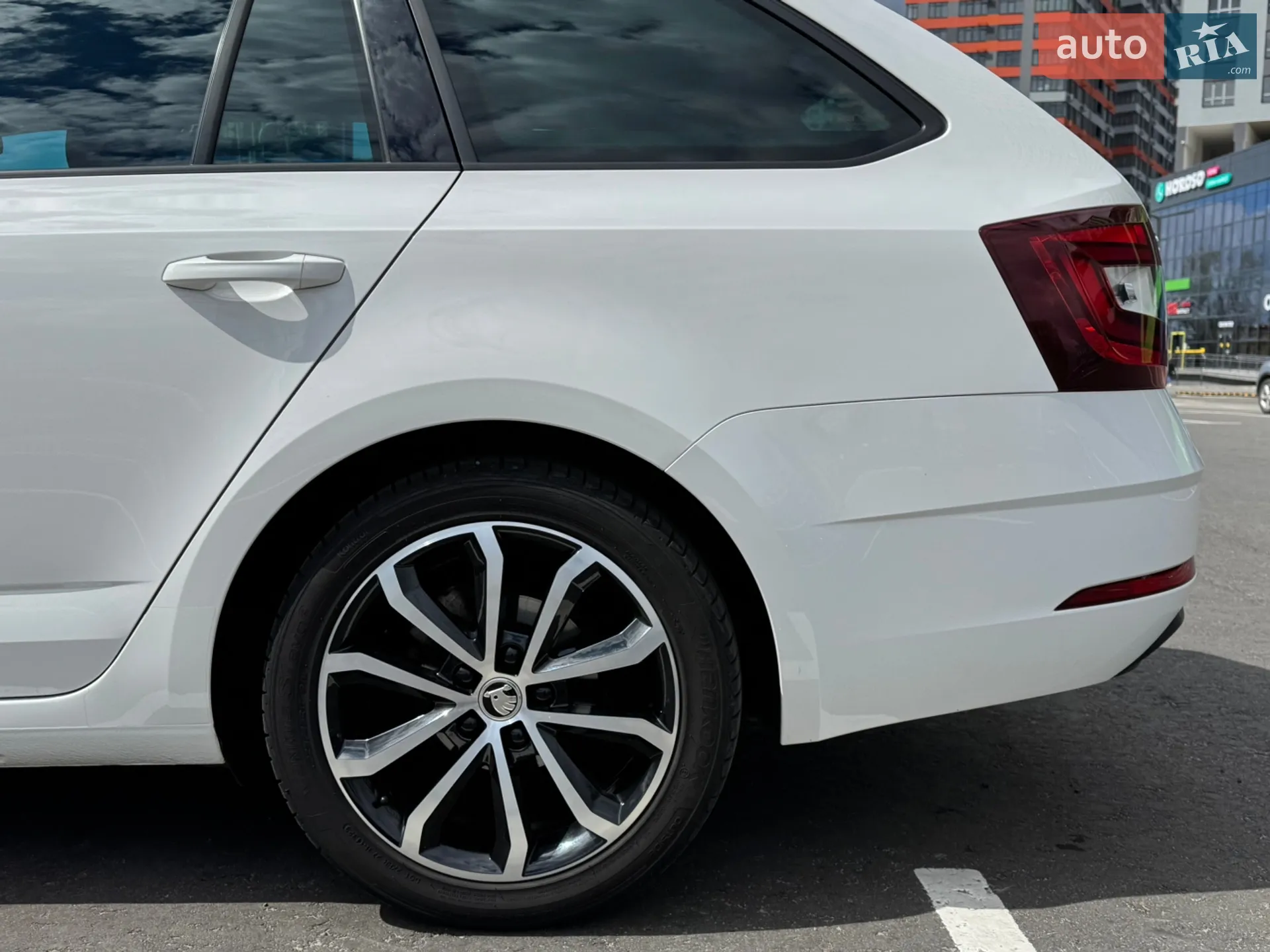 2019 Skoda Octavia - мініатюра 9