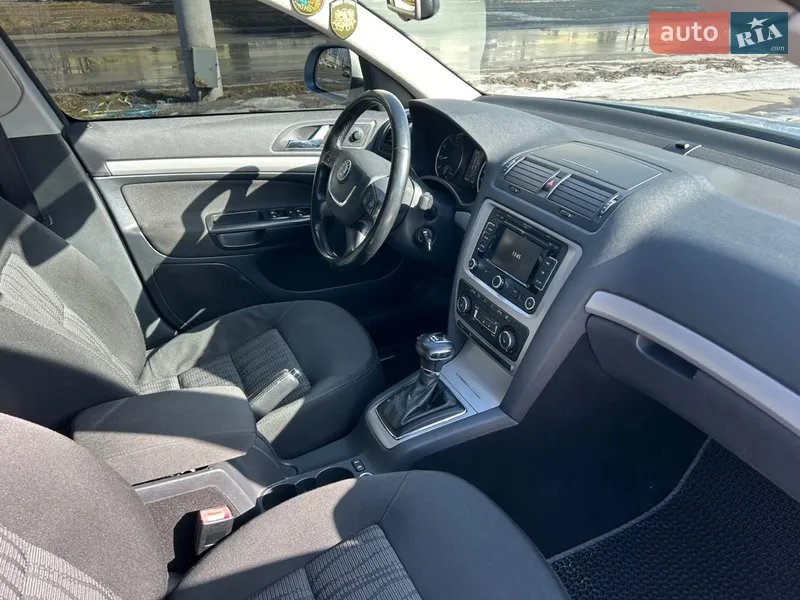 Skoda Octavia 2010 VIN TMBGJ61Z0B8015999 фото оголошення 21 з 63