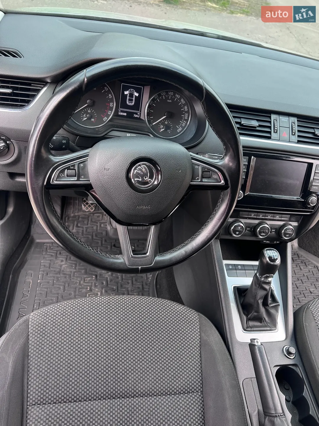 2017 Skoda Octavia - мініатюра 13