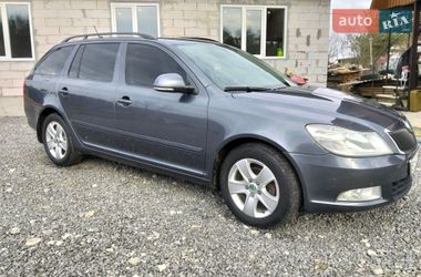 Универсал Skoda Octavia 2012 в Нетешине