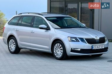 Універсал Skoda Octavia 2018 в Чернівцях