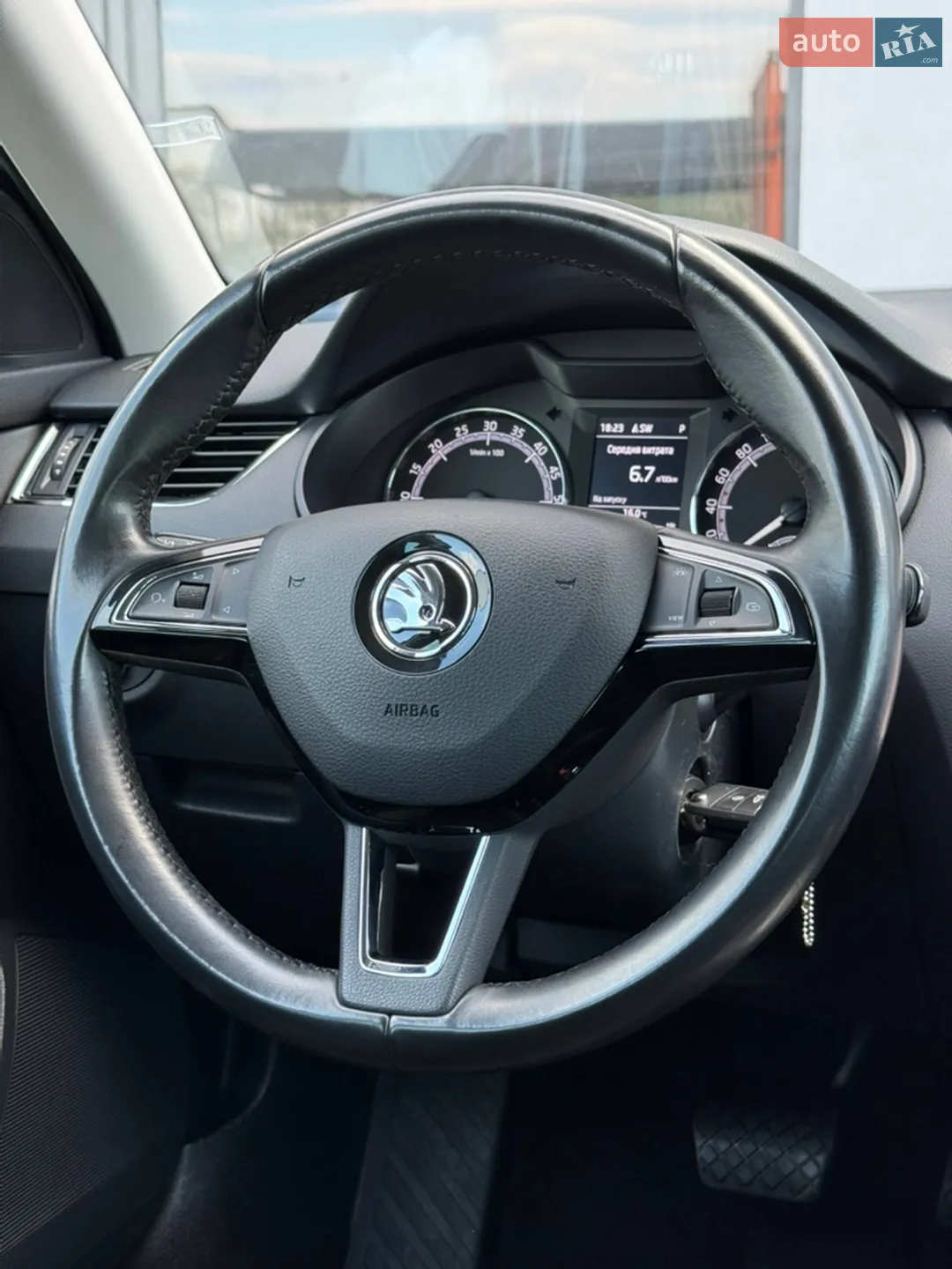 2018 Skoda Octavia - мініатюра 25