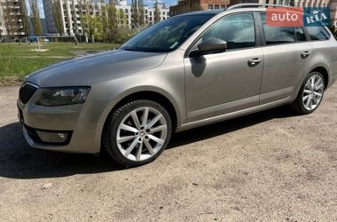 Универсал Skoda Octavia 2013 в Ровно