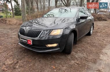 Лифтбек Skoda Octavia 2017 в Киеве