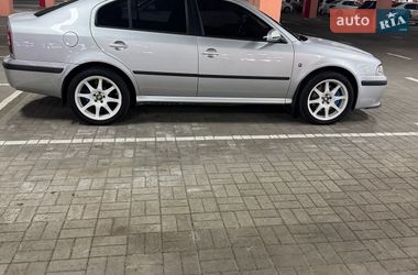 Лифтбек Skoda Octavia 2008 в Киеве
