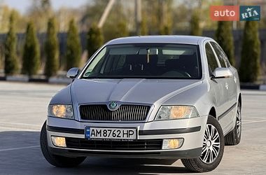Лифтбек Skoda Octavia 2004 в Звягеле