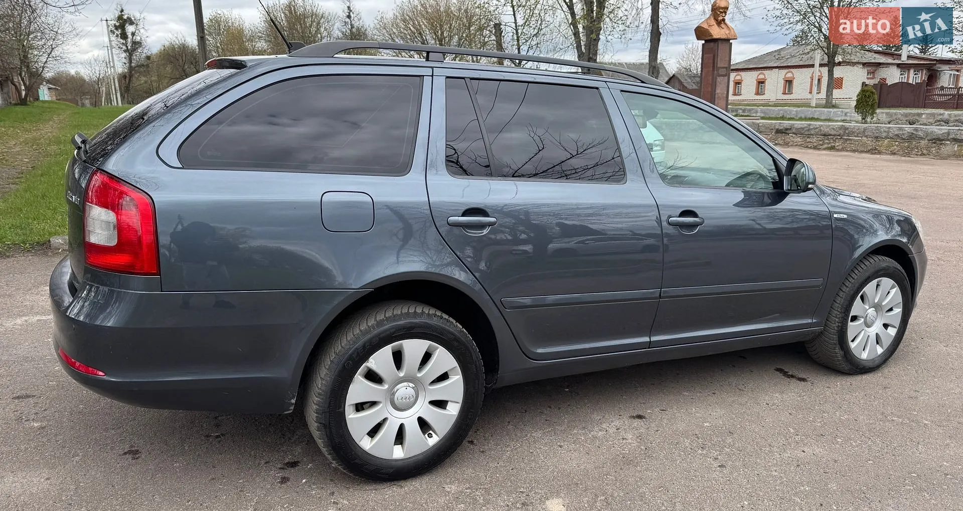 2010 Skoda Octavia - мініатюра 7