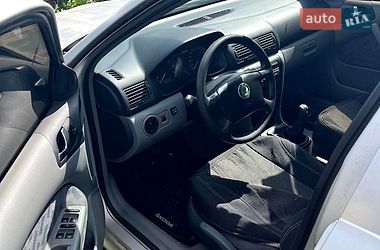 Лифтбек Skoda Octavia 1999 в Черновцах