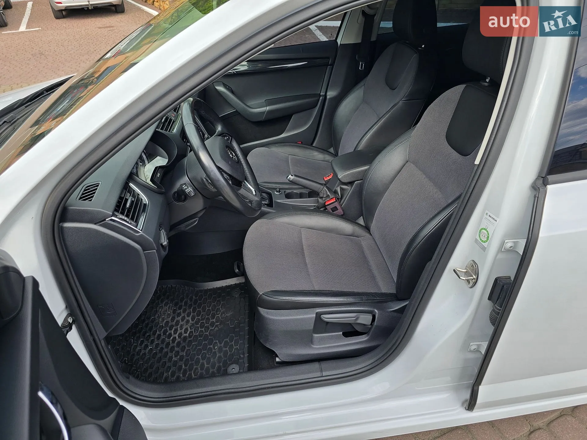 2019 Skoda Octavia - мініатюра 29
