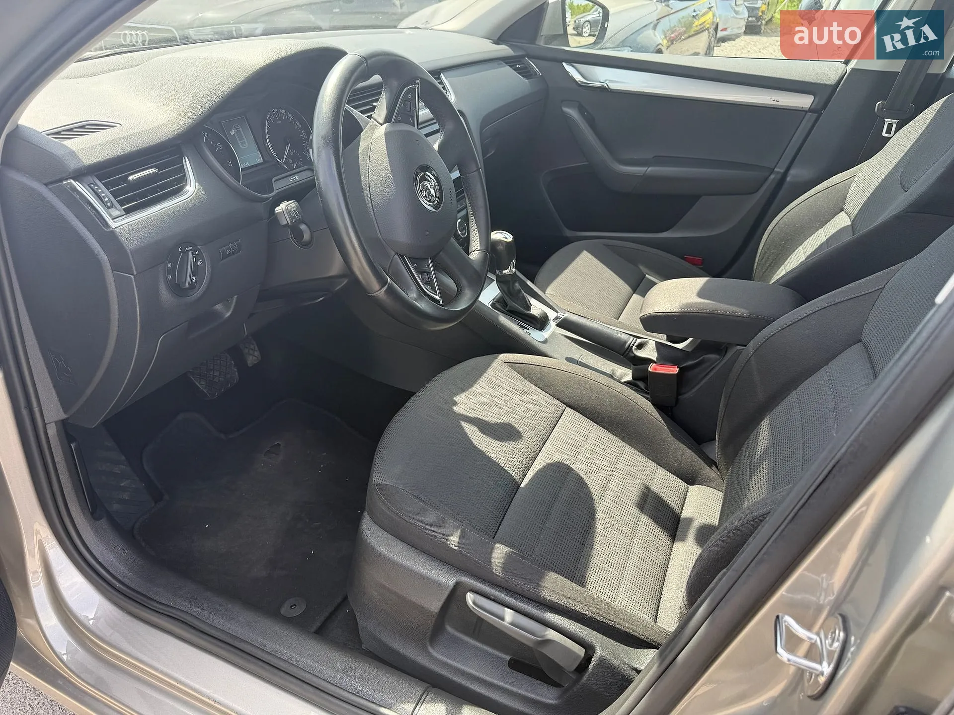2015 Skoda Octavia - мініатюра 27