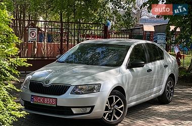 Лифтбек Skoda Octavia 2016 в Тячеве