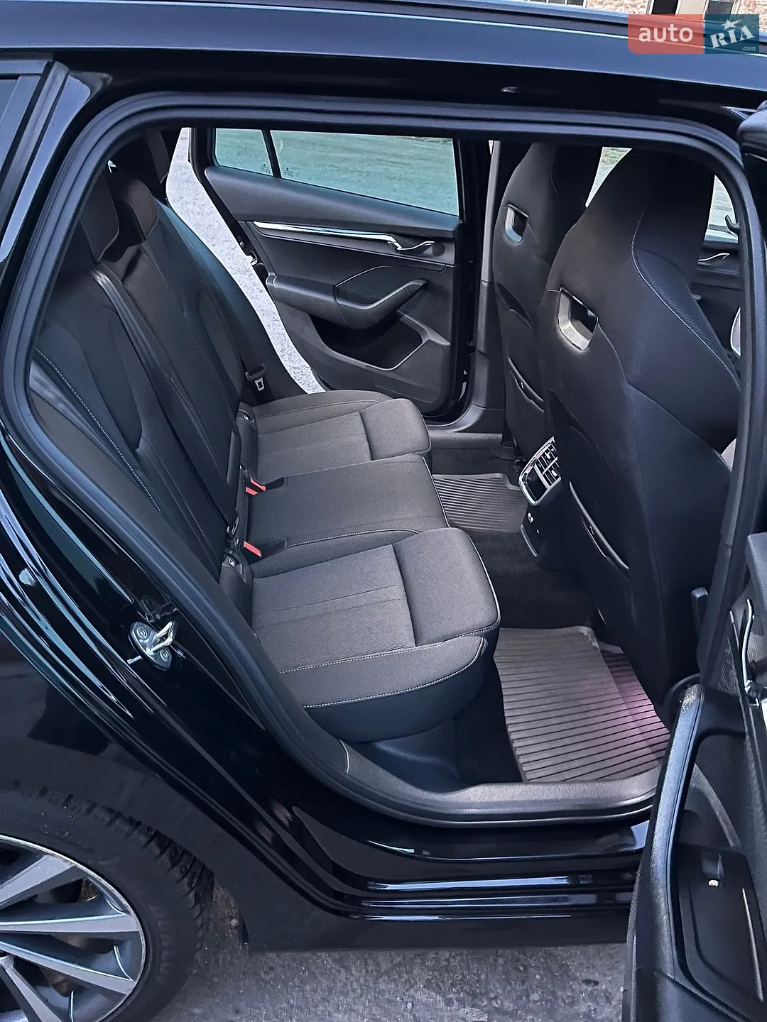2021 Skoda Octavia - мініатюра 32