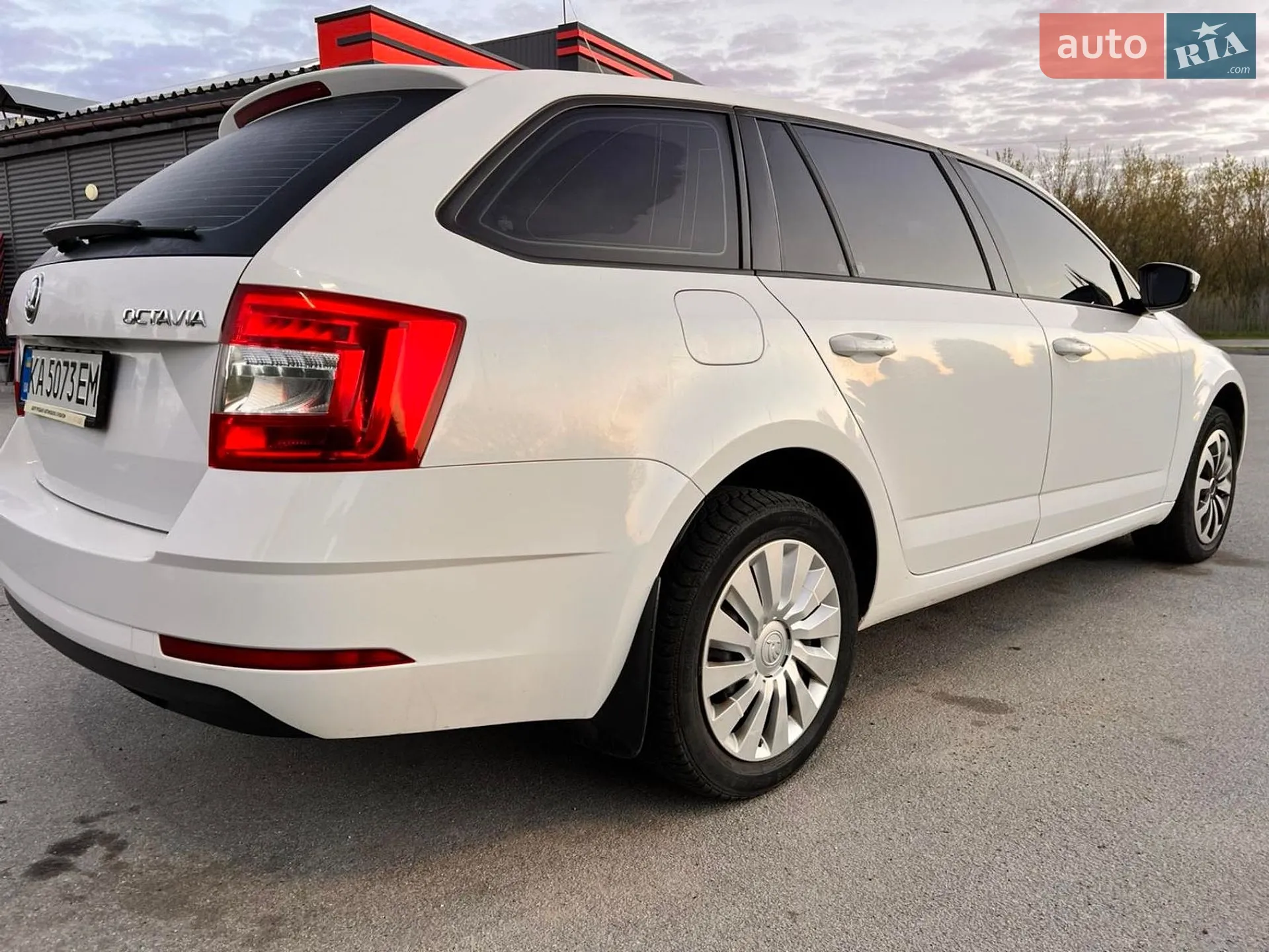 2017 Skoda Octavia - мініатюра 5