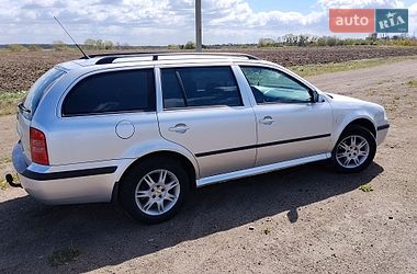 Універсал Skoda Octavia 2002 в Буську