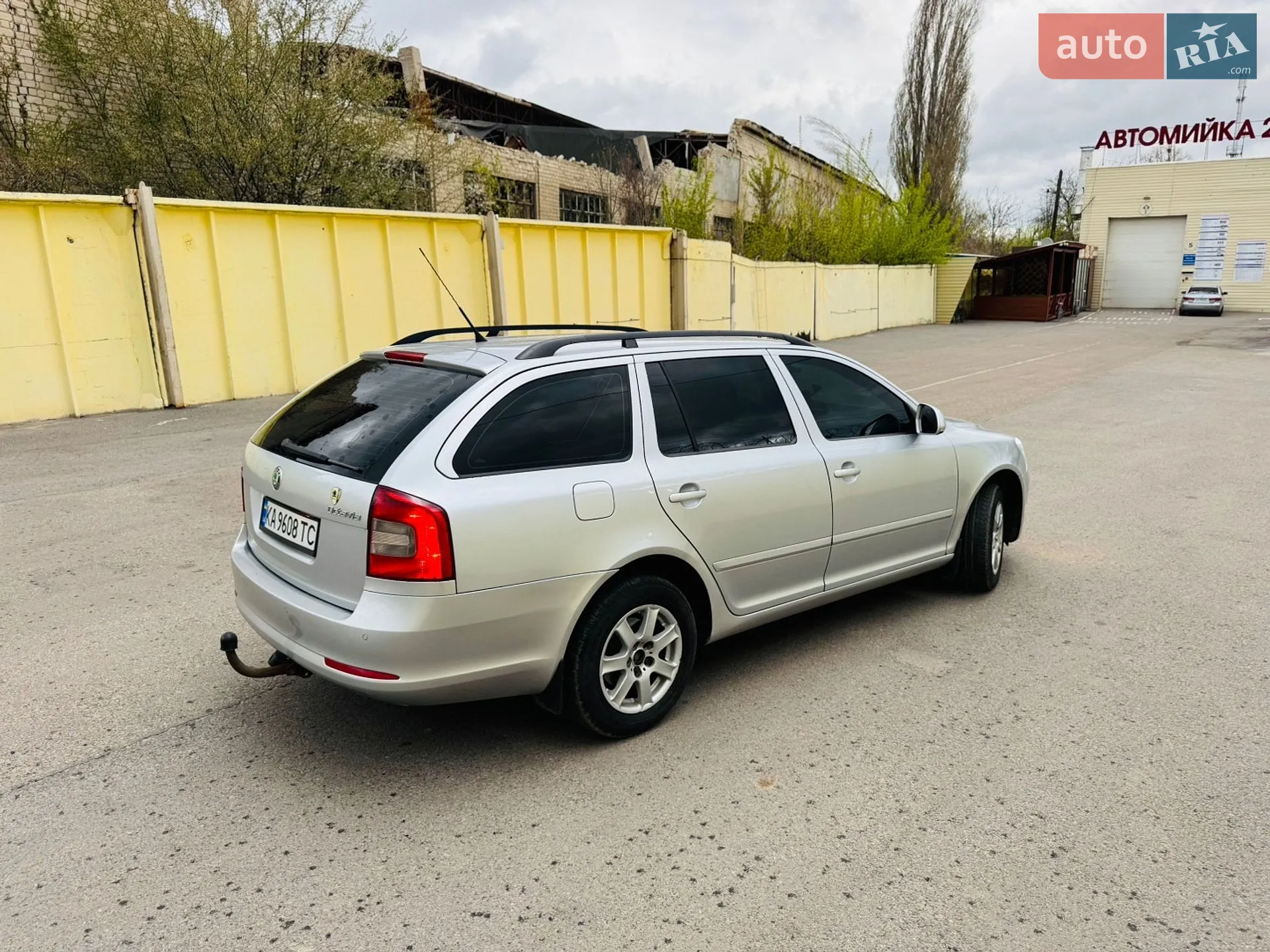 2010 Skoda Octavia - мініатюра 3