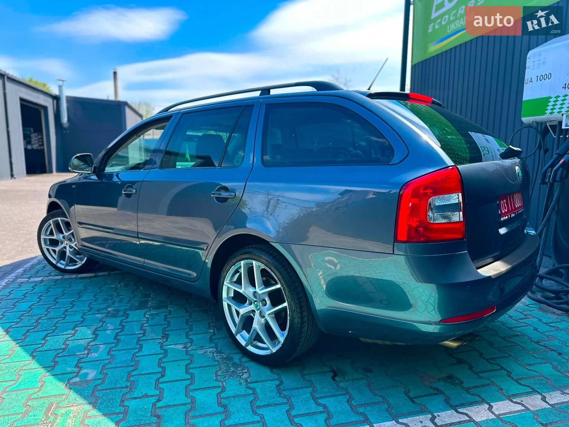 2011 Skoda Octavia - мініатюра 11
