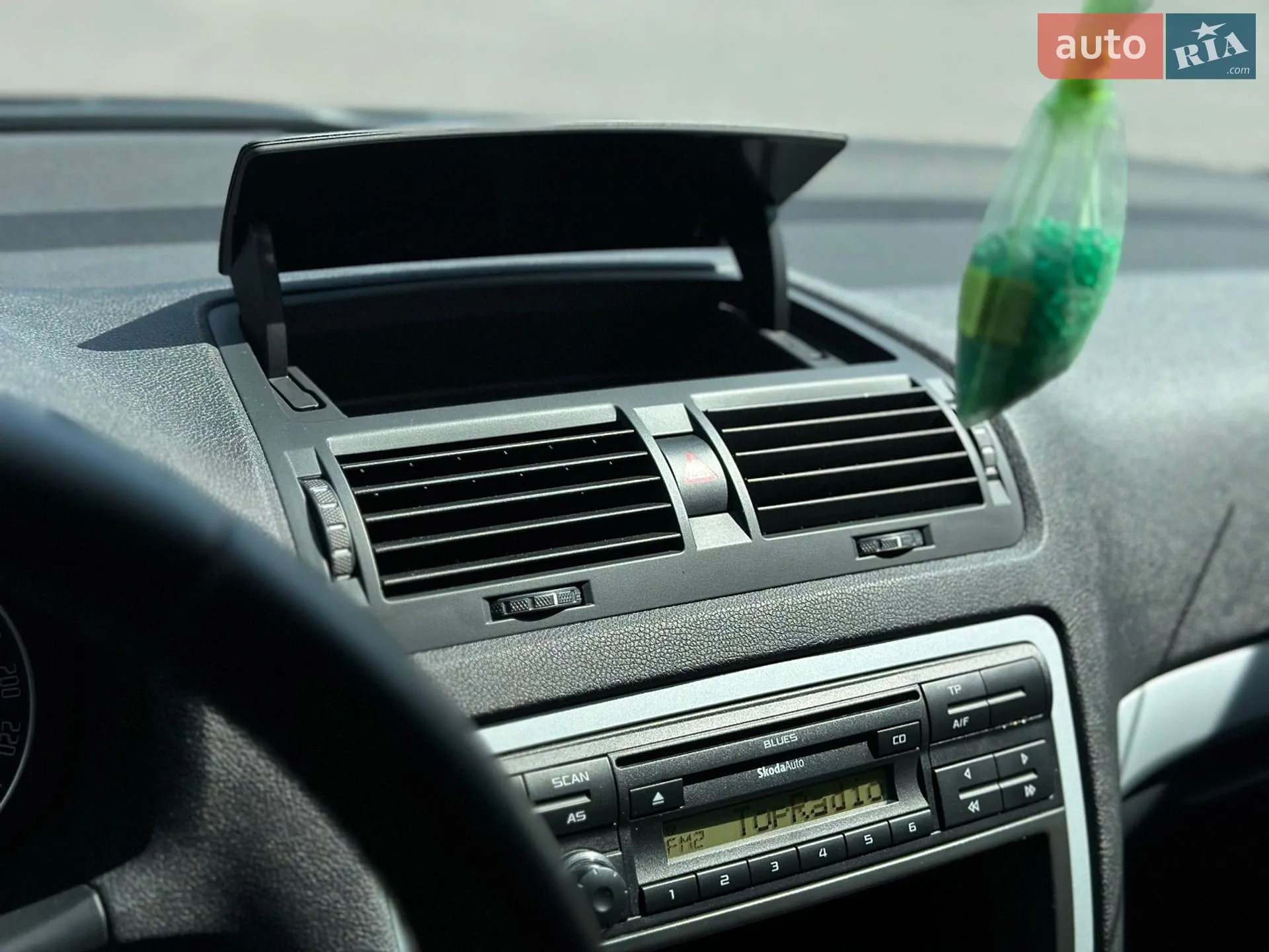 2011 Skoda Octavia - мініатюра 31
