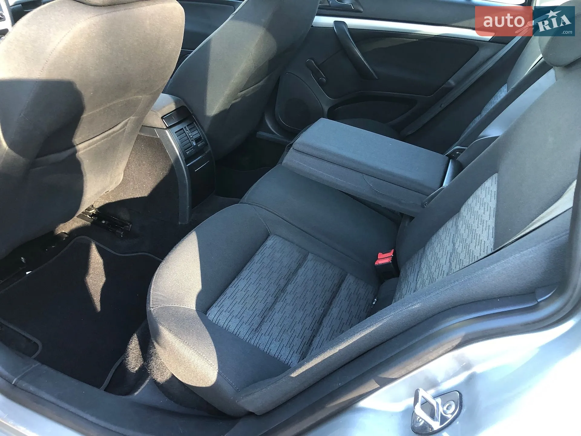 2011 Skoda Octavia - мініатюра 13