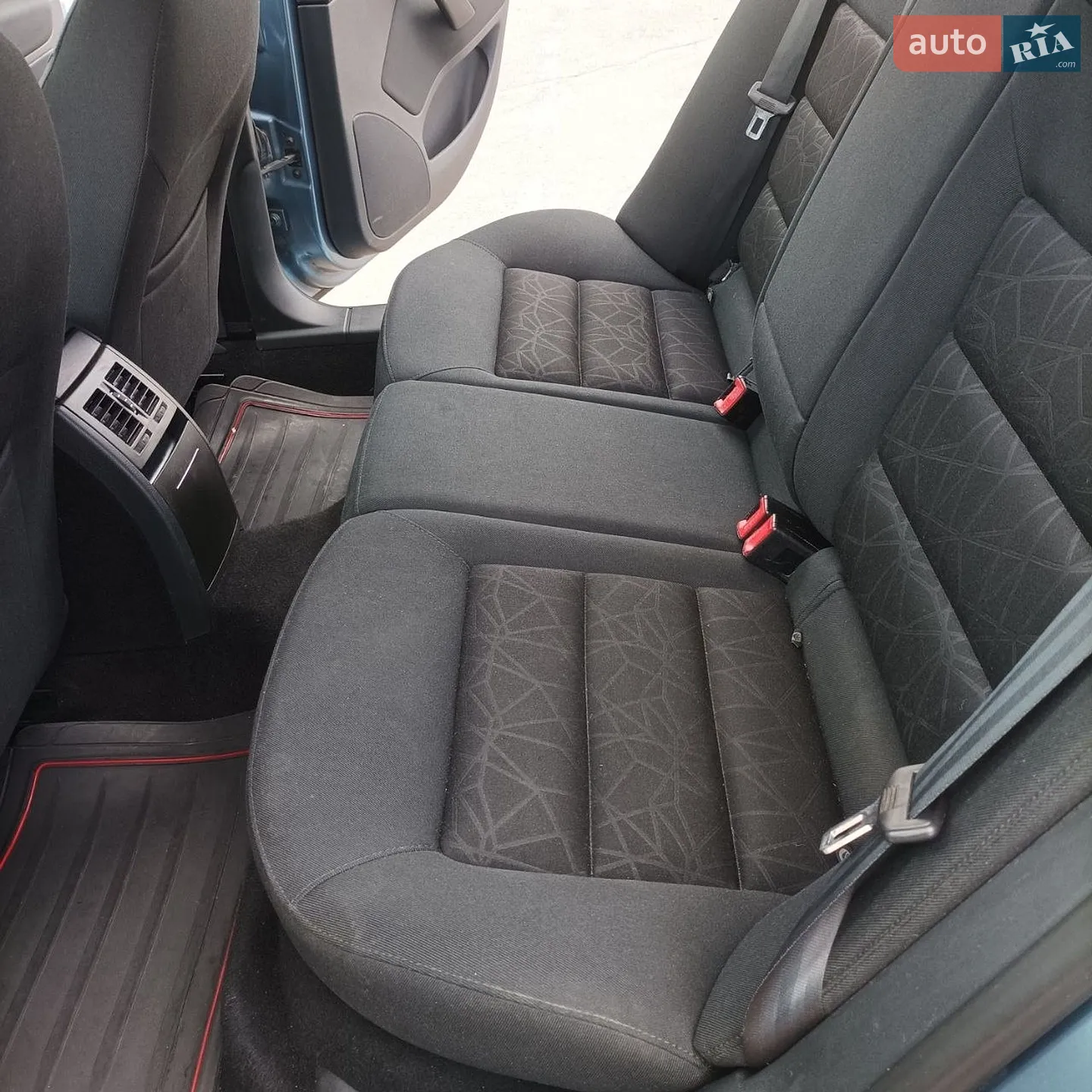 2011 Skoda Octavia - мініатюра 38