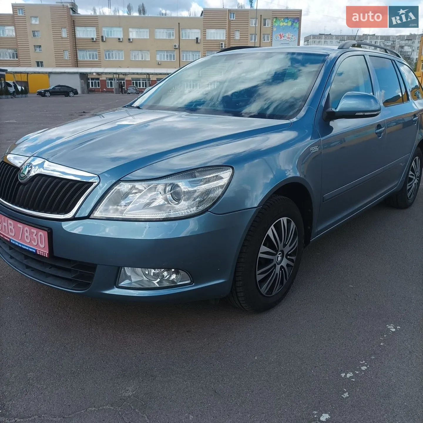 2011 Skoda Octavia - мініатюра 2